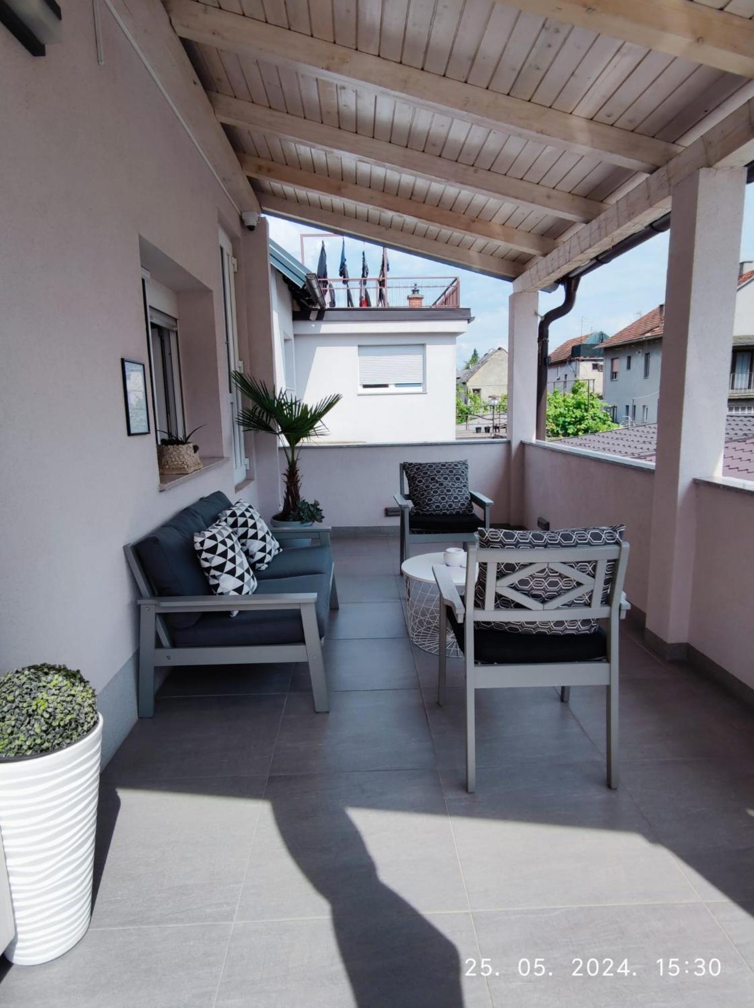 Lumani Apartment Zagreb With Free Parking Kültér fotó